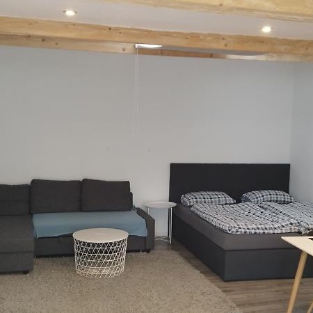Schoenes Und Offenes Appartement Juchen Ngoại thất bức ảnh
