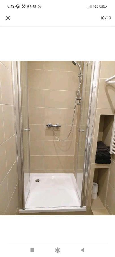 Schoenes Und Offenes Appartement Juchen Ngoại thất bức ảnh