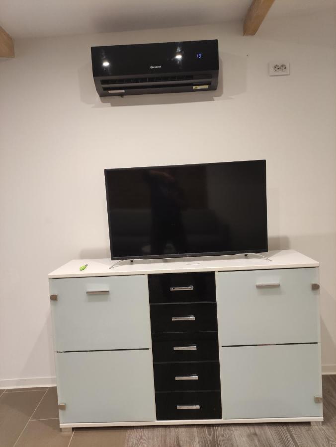 Schoenes Und Offenes Appartement Juchen Ngoại thất bức ảnh
